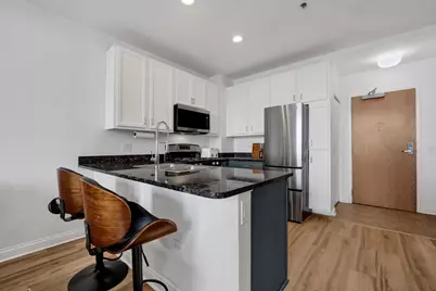 8 W Monroe Street #2001, Chicago, IL 60603 - Photo 3