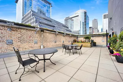 8 W Monroe Street #2001, Chicago, IL 60603 - Photo 27