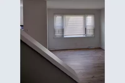 7910 S Muskegon Avenue #1, Chicago, IL 60617 - Photo 11