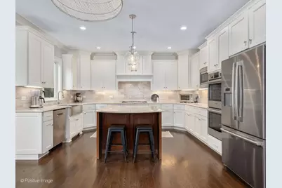 4517 Sherwood Avenue, Downers Grove, IL 60515 - Photo 9