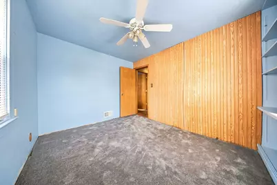 132 S Weston Avenue, Elgin, IL 60123 - Photo 15