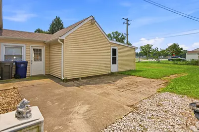 132 S Weston Avenue, Elgin, IL 60123 - Photo 25