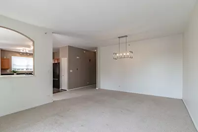 200 Rosehall Drive #220, Lake Zurich, IL 60047 - Photo 5