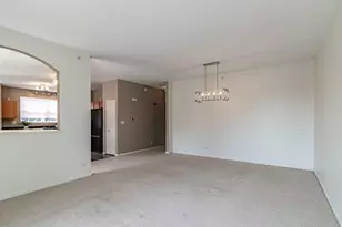 200 Rosehall Dr, Lake Zurich, IL 60047 - Photo 5