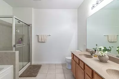 200 Rosehall Drive #220, Lake Zurich, IL 60047 - Photo 11