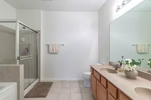 200 Rosehall Dr, Lake Zurich, IL 60047 - Photo 11