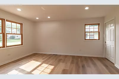 1075 Aspen Drive, Buffalo Grove, IL 60089 - Photo 19