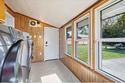 647 E Prairie Avenue, Lombard, IL 60148 - Photo 19