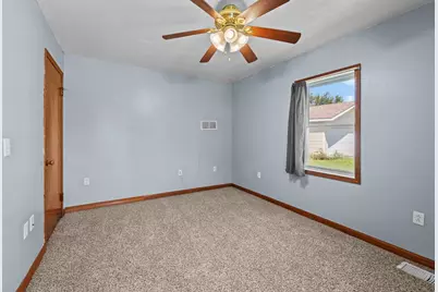 101 E 7th Street, Sherrard, IL 61281 - Photo 17