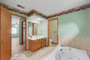 2918 Robeson Park Dr, Champaign, IL 61822 - Photo 29