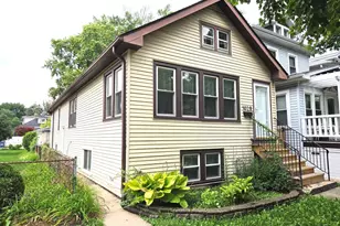 1029 S Elmwood Ave, Oak Park, IL 60304 - Photo 1