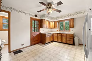 11005 N Myrtle St, Huntley, IL 60142 - Photo 13