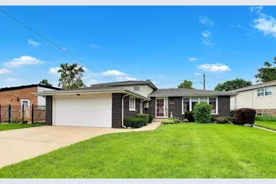 4332 W 118th Place, Alsip, IL 60803 - Photo 1