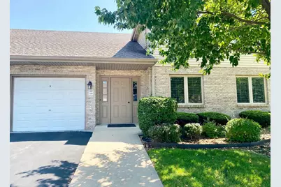 184 Saenz Lane #184, Joliet, IL 60436 - Photo 1