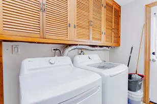 9627 Castello Ave, Melrose Park, IL 60164 - Photo 15