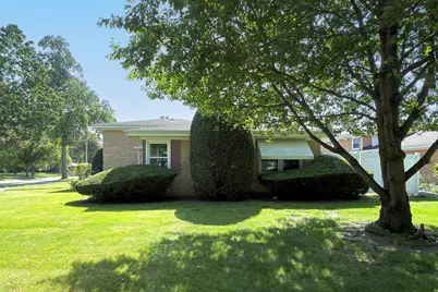 801 S See Gwun Avenue, Mount Prospect, IL 60056 - Photo 5