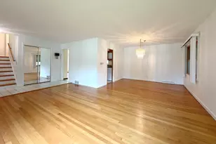 801 S See-Gwun Ave, Mount Prospect, IL 60056 - Photo 13