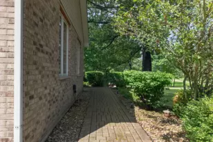 2618 N 2739th Rd, Marseilles, IL 61341 - Photo 7