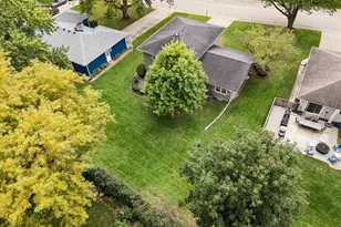290 W Oak Glen Dr, Bartlett, IL 60103 - Photo 29