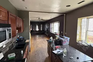 4256 N Meade Ave, Chicago, IL 60634 - Photo 11
