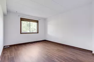 915 N York St, Elmhurst, IL 60126 - Photo 15