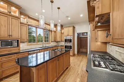 540 N Columbine Avenue, Lombard, IL 60148 - Photo 19