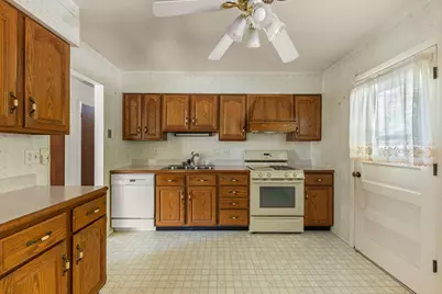 8 Westleigh Court, Montgomery, IL 60538 - Photo 11