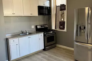 720 W 61st St, Chicago, IL 60621 - Photo 3
