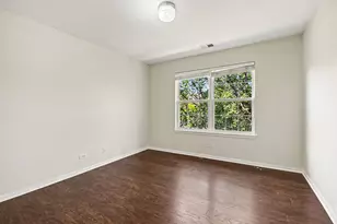994 Kensington Dr, Northbrook, IL 60062 - Photo 17