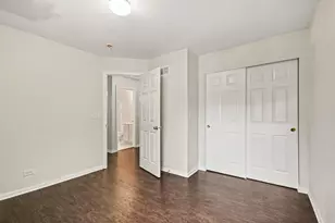 994 Kensington Dr, Northbrook, IL 60062 - Photo 15