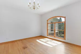 945 Kingston St, Wheaton, IL 60187 - Photo 13