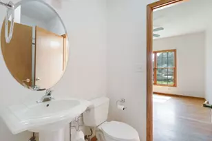 945 Kingston St, Wheaton, IL 60187 - Photo 19
