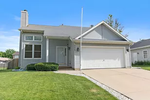 725 Tyler St, Genoa, IL 60135 - Photo 1