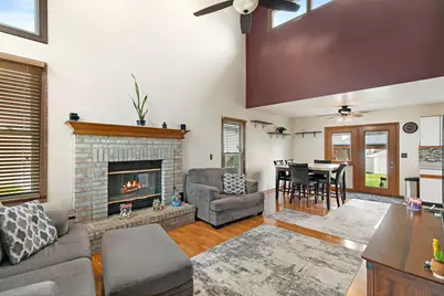 725 Tyler Street, Genoa, IL 60135 - Photo 3
