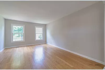 227 E Lakeside Drive, Vernon Hills, IL 60061 - Photo 13