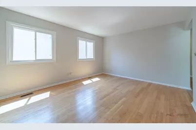 227 E Lakeside Drive, Vernon Hills, IL 60061 - Photo 31
