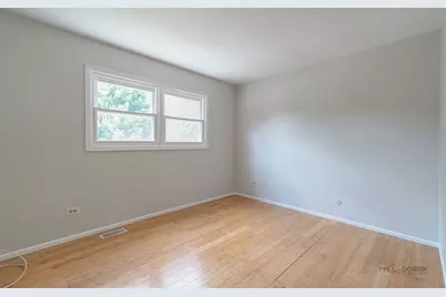 227 E Lakeside Drive, Vernon Hills, IL 60061 - Photo 37