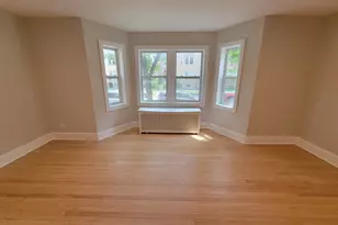 6422 N Richmond St, Chicago, IL 60645 - Photo 3