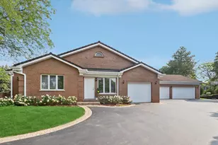 2430 Dorina Dr, Northfield, IL 60093 - Photo 27