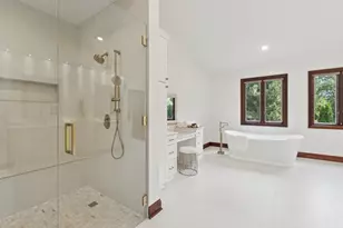 2430 Dorina Dr, Northfield, IL 60093 - Photo 21