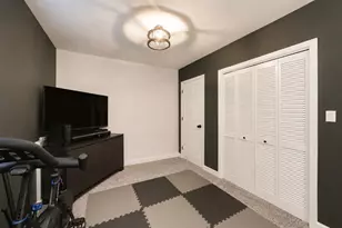6816 W 65th St, Chicago, IL 60638 - Photo 23