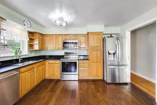 10629 Preston St, Westchester, IL 60154 - Photo 9