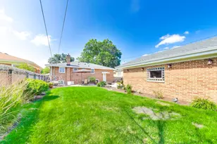 10629 Preston St, Westchester, IL 60154 - Photo 35