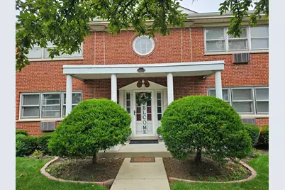 2 N Broadway Avenue #1E, Park Ridge, IL 60068 - Photo 1