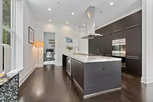 3030 N Lake Shore Dr, Chicago, IL 60657 - Photo 11