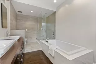 3030 N Lake Shore Dr, Chicago, IL 60657 - Photo 23