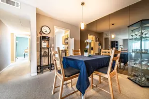 700 Wellington Ave, Elk Grove Village, IL 60007 - Photo 9