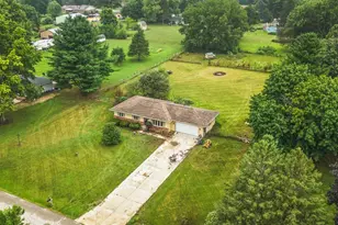6581 Happy Acres Rd, Rockford, IL 61101 - Photo 11