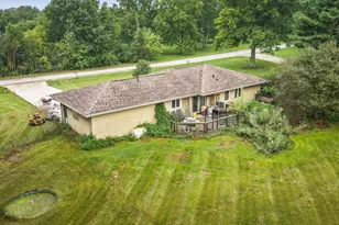 6581 Happy Acres Rd, Rockford, IL 61101 - Photo 15
