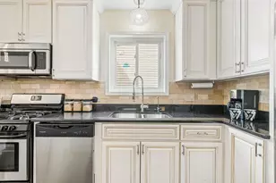 6723 31st St, Berwyn, IL 60402 - Photo 9